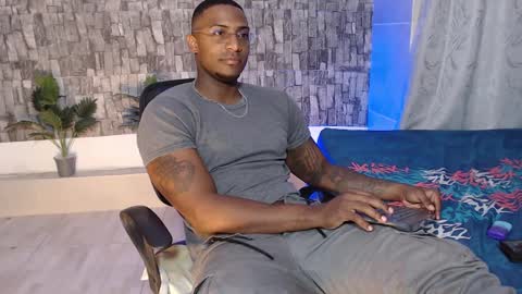 Snapshot of joseephjackson chatting on September 30, 3:26 pm Jackson online show from September 30, 3:26 pm