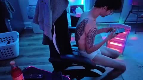 Josef online show from April 30, 4:41 am