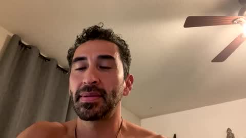 josemcmin online show from April 4, 3:36 am