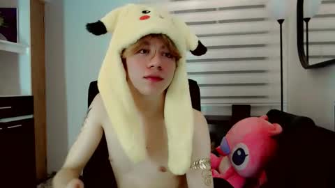 joseon_cute online show from April 18, 2:24 am