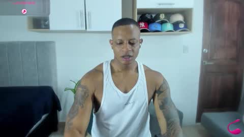 Snapshot of josep_ston2 chatting on October 27, 11:07 pm ---Josep--- online show from October 27, 11:07 pm