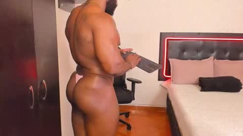 Snapshot of joseph_palacios chatting on October 24, 10:44 pm joseph palacios online show from October 24, 10:44 pm