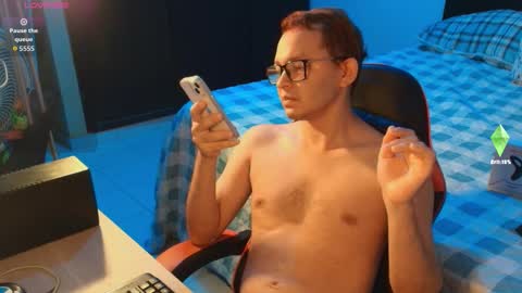 josh_18cm online show from October 22, 9:57 am