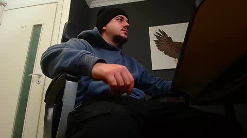Snapshot of joshknights chatting on January 19, 5:37 am JoshKnight online show from January 19, 5:37 am