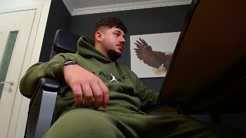 Snapshot of joshknights chatting on February 6, 5:57 am JoshKnight online show from February 6, 5:57 am