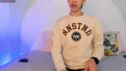 Joshua Sanz  online show from December 18, 2:29 am