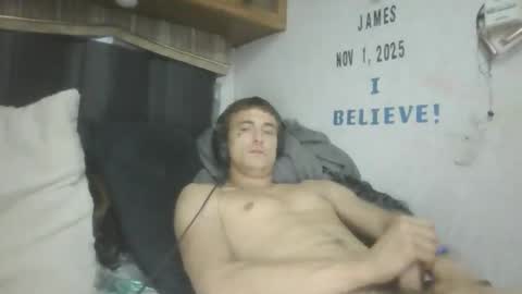 Snapshot of joshuamadeit123 chatting on March 8, 5:36 am joshuamadeit123 online show from March 8, 5:36 am