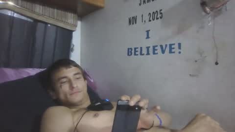 Snapshot of joshuamadeit123 chatting on March 9, 7:37 pm joshuamadeit123 online show from March 9, 7:37 pm