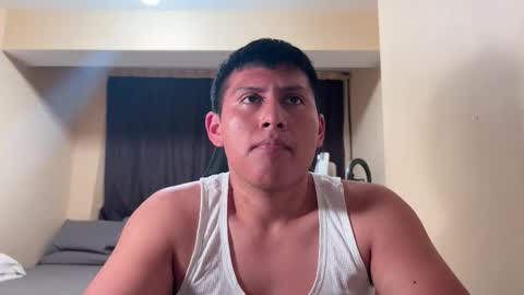 Snapshot of joshuatls08 chatting on October 31, 5:09 am joshuatls08 online show from October 31, 5:09 am