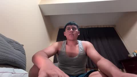 Snapshot of joshuatls08 chatting on October 30, 4:47 am joshuatls08 online show from October 30, 4:47 am