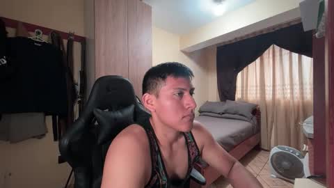 joshuatls08 online show from December 4, 2:46 pm