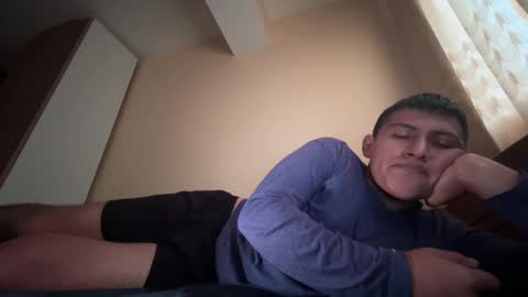 Snapshot of joshuatls08 chatting on October 13, 1:06 pm joshuatls08 online show from October 13, 1:06 pm