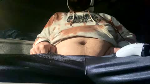 Snapshot of josman23 chatting on March 2, 6:59 am josman23 online show from March 2, 6:59 am