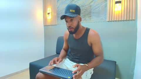 josser_01 online show from October 3, 5:34 am