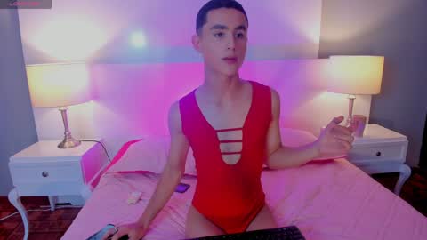 Jostyn Rous online show from April 1, 1:41 pm