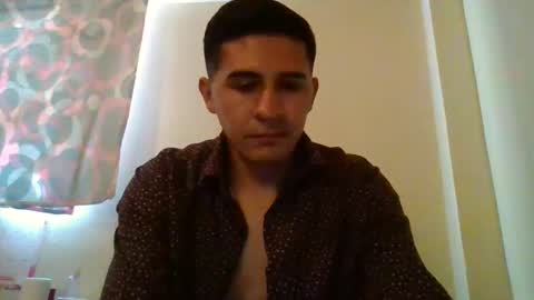 jota_latino online show from November 13, 9:52 pm