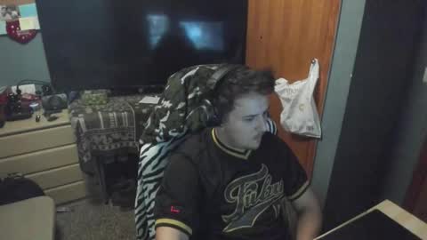 Yazzu online show from February 16, 7:56 pm