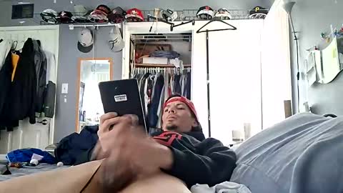 Snapshot of jpizzy23 chatting on September 25, 6:07 pm dLowfrk online show from September 25, 6:07 pm