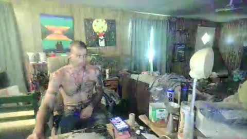 jrizzle1111 online show from May 15, 5:54 pm