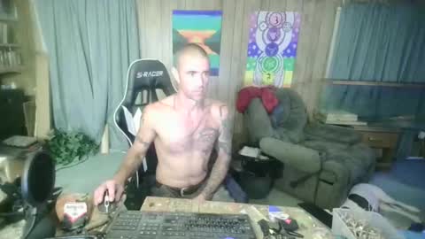 Snapshot of jrizzle1111 chatting on October 1, 6:39 am jrizzle1111 online show from October 1, 6:39 am