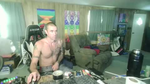 Snapshot of jrizzle1111 chatting on October 10, 1:38 pm jrizzle1111 online show from October 10, 1:38 pm