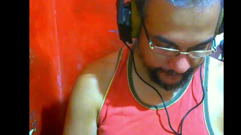 jshepeherdd online show from April 24, 6:32 pm