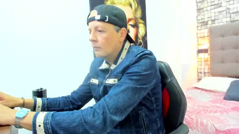 JUAN  online show from March 28, 11:54 am