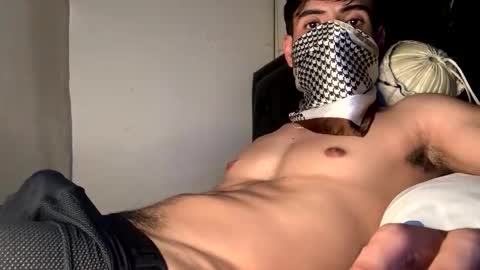 lJuanl online show from May 9, 7:26 pm