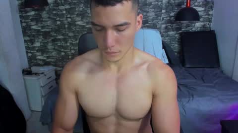 Snapshot of juan_jsmith chatting on February 20, 12:15 pm juan_jsmith online show from February 20, 12:15 pm