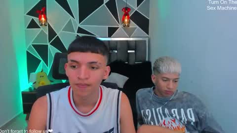 JuanSteven online show from April 22, 3:24 am