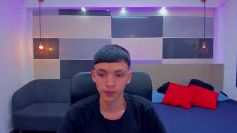Snapshot of juan_nd_steven chatting on December 24, 10:39 pm JuanSteven online show from December 24, 10:39 pm