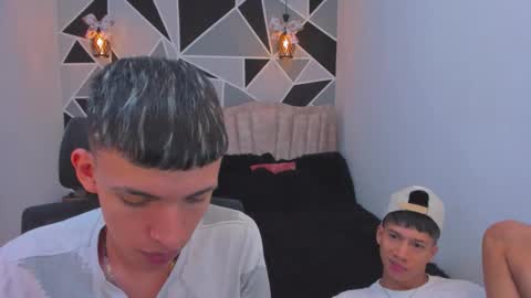 JuanSteven online show from January 7, 3:22 am