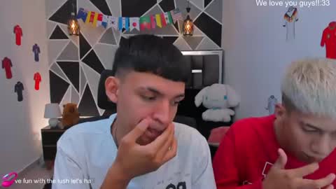 JuanSteven online show from June 20, 3:22 am