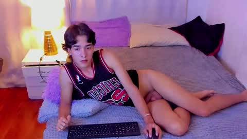 juan_one1 online show from March 28, 9:31 am