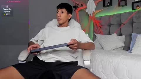 Juan online show from November 4, 11:44 am