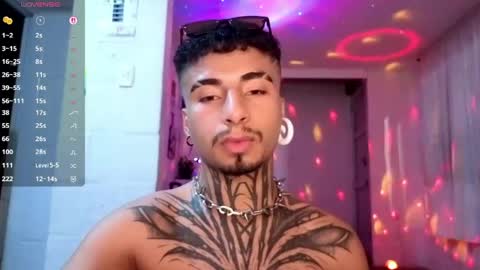 juancamilo66_ online show from May 21, 2:18 am