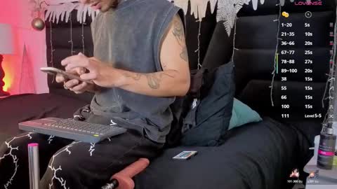 juancamilo66_ online show from December 21, 2:30 am