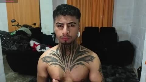 juancamilo66_ online show from May 10, 2:35 am