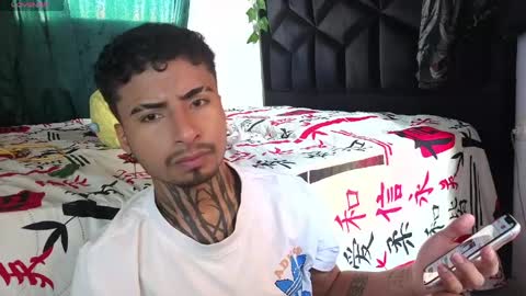 juancamilo66_ online show from May 13, 5:43 pm