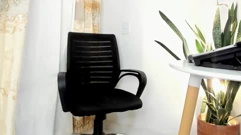 Juan Diego Uribe online show from December 5, 3:02 am