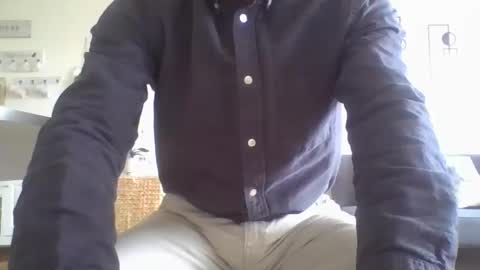 juanearth1 online show from April 29, 9:32 pm