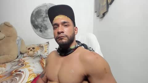 Juanes online show from March 12, 6:15 pm