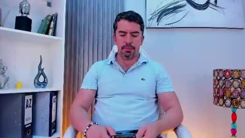 Juan k online show from June 12, 4:55 am