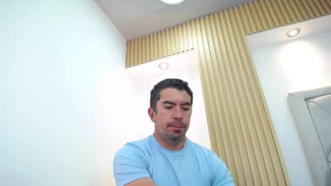 Juan k online show from April 24, 1:02 pm