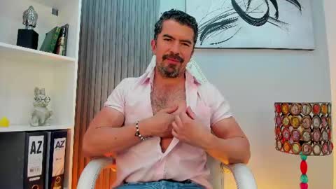 Juan k online show from June 20, 4:06 am