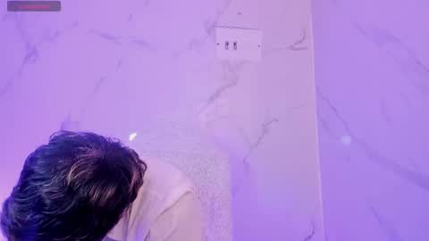 JUAN  online show from April 19, 5:07 am