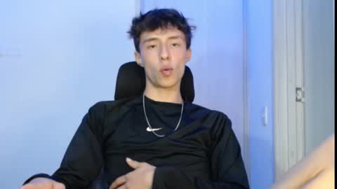 juanmres online show from October 18, 3:11 am