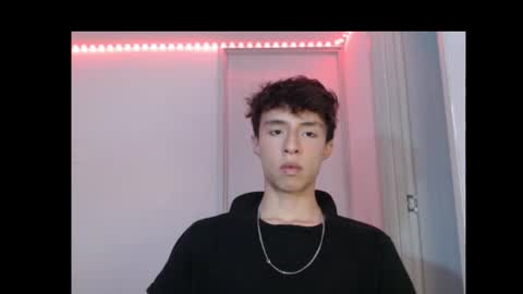 juanmres online show from October 26, 1:07 am