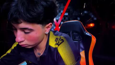 juanpiedraita online show from April 11, 1:57 am