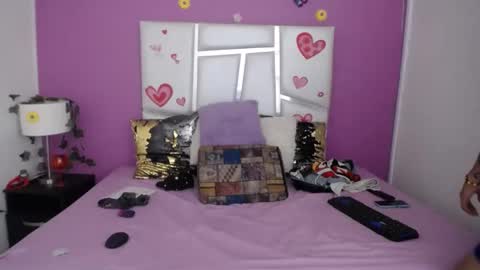 juanse18hot online show from October 23, 7:23 am